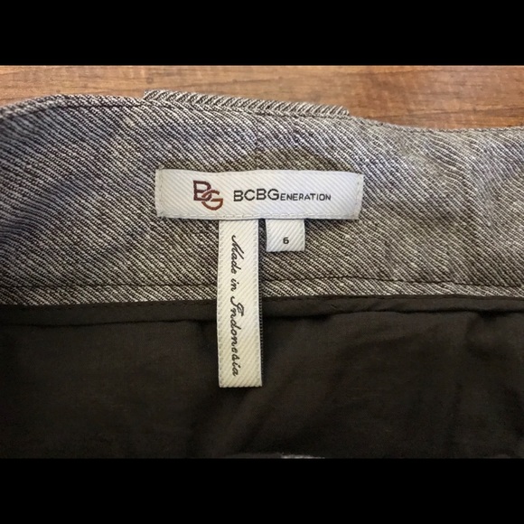 BCBG tweed button down skirt - Picture 3 of 3